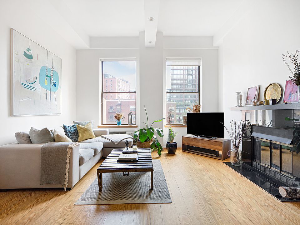 1st image of 155 Perry St APT 4C