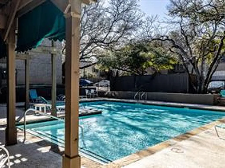 10432 High Hollows Dr #L — Photo 37