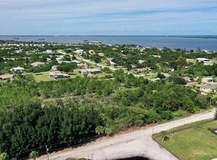 9097 Central St, Micco, FL 32976