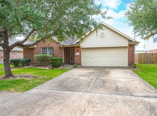 5010 Blanco Dr, Pearland, TX 77584