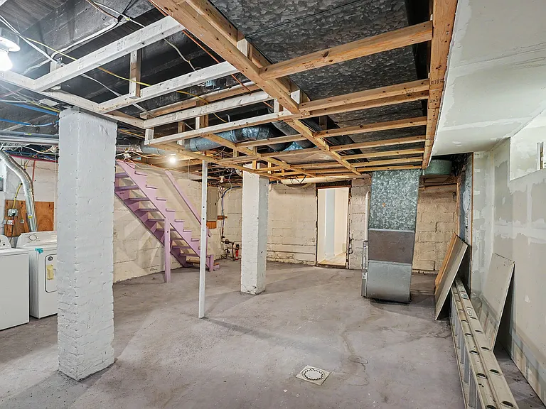 1045 Flemington St #1045 — Photo 17