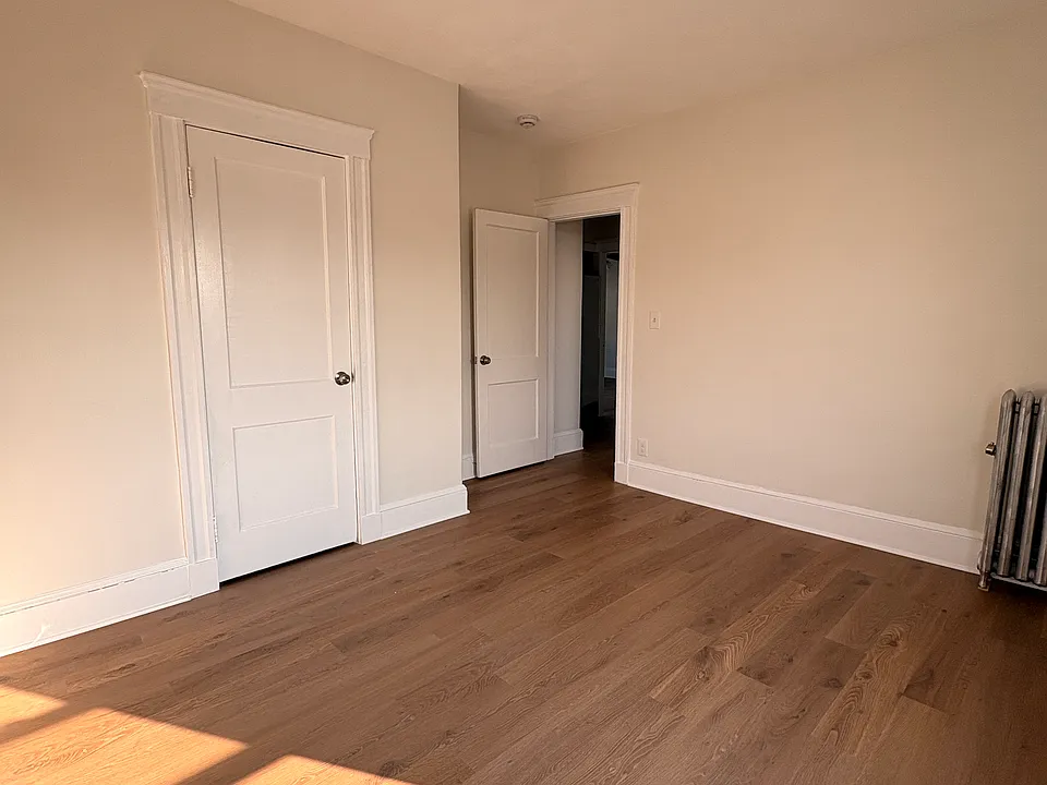 11 Saint James Rd #11