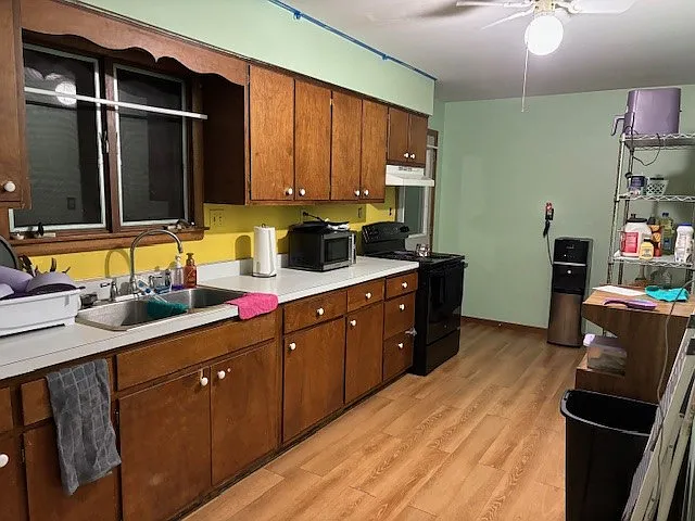 2 bed, 900 sqft, $1,500 — Photo 2