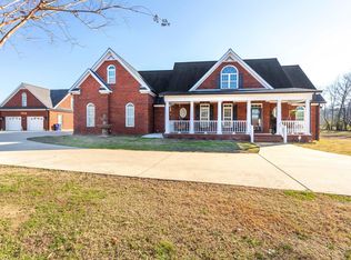 1880 McIntosh Rd, Oxford, AL 36203