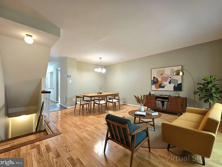 7664 Northern Oaks Ct — Photo 6