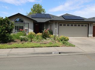 3011 Edgewood Dr, Medford, OR 97504