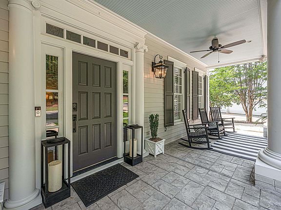 5th image of 509 Founders Park Cir