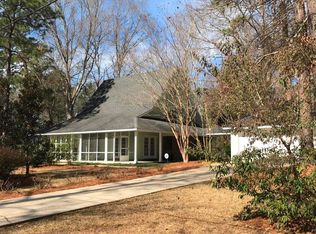 12 Columbus Rd, Hattiesburg, MS 39402