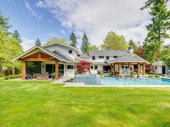 2699 171st St, Surrey, BC V3Z 9P4