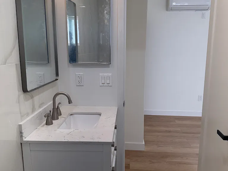 1082 N Loma Ave #1/2 — Photo 11