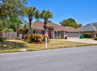 4549 Castlewood Ln, Niceville, FL 32578