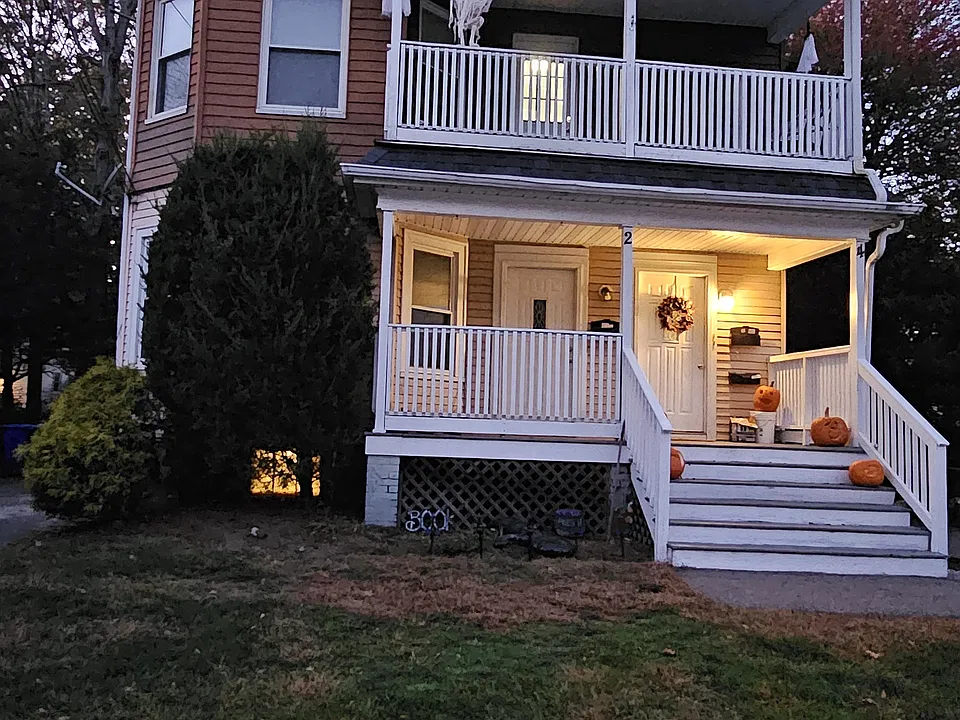 2 Hope St #1