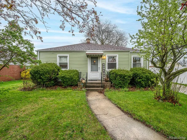 6000 Edgewood Blvd, Monroe, MI 48161