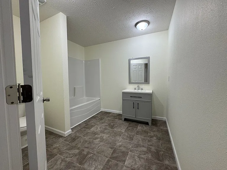26910 Stephanie Ln — Photo 30