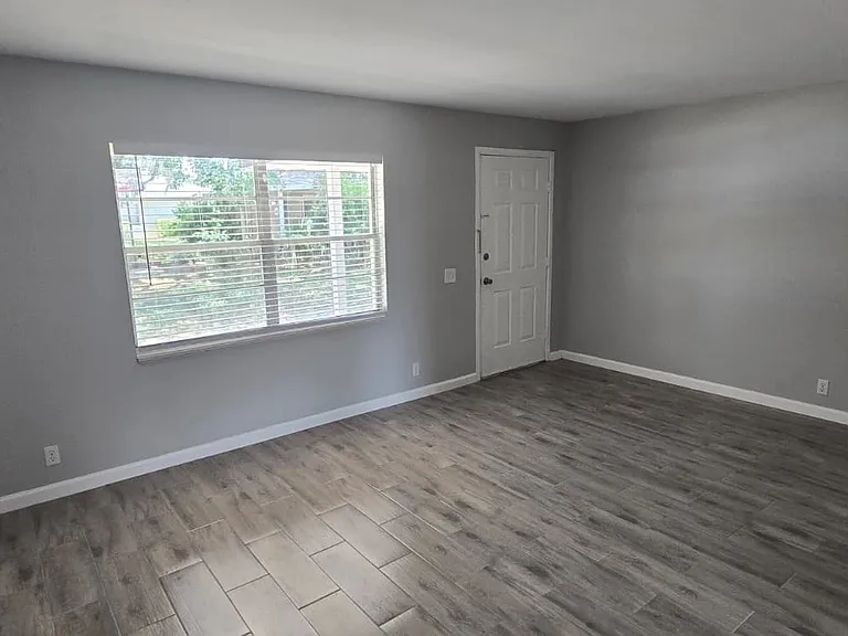 5657 Struthers Ct — Photo 14