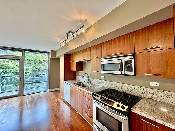 2nd image of 2911 2nd Ave Unit 310
