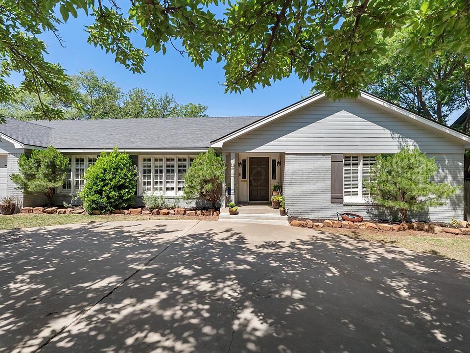 1st image of 3216 Hawthorne Dr