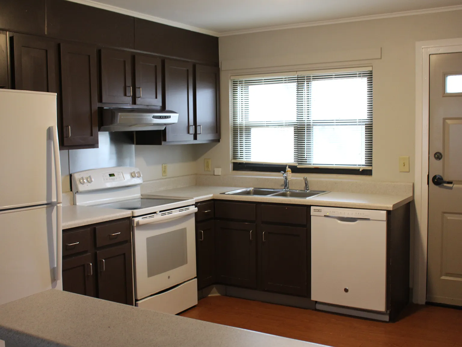 Ridgeview Apartments — Photo 2