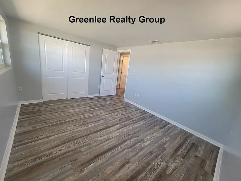 10225 Gardenia Ln — Photo 8