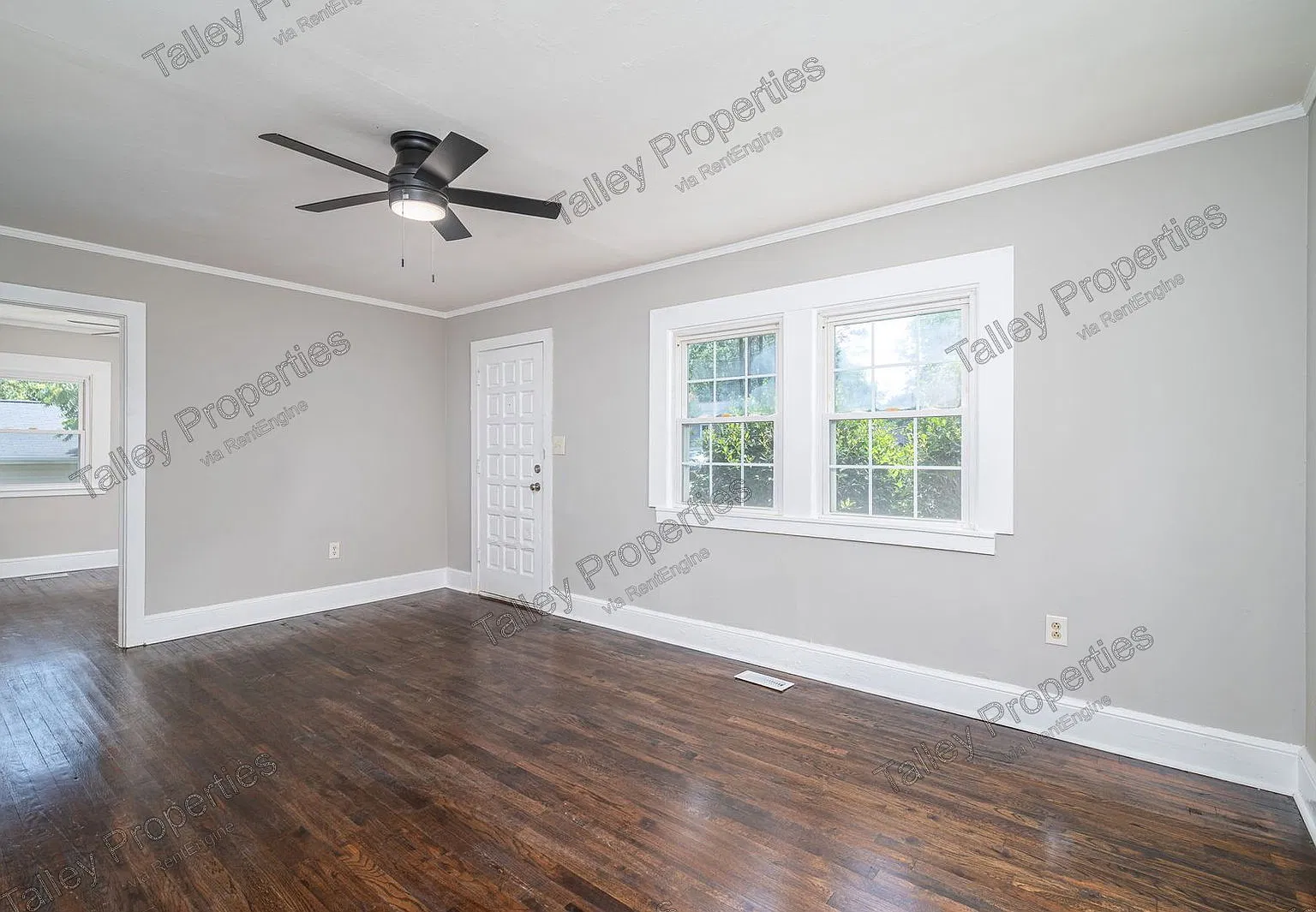 2 bed, 1.0 bath, 900 sqft, $1,749 — Photo 3