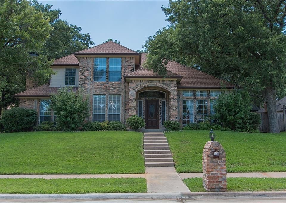 1st image of 1419 Hidden Oaks Cir