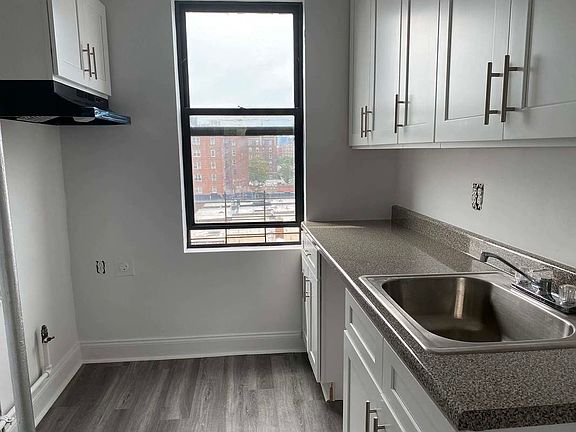 4th image of 48-05 46th St #5D