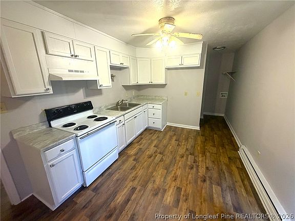 3rd image of 2101 Decor St