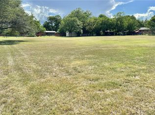 1011 Benedict St, Caldwell, TX 77836
