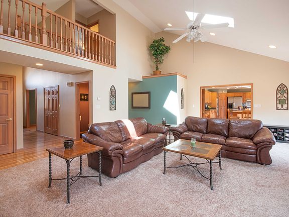 5th image of 140 Shadowood Dr