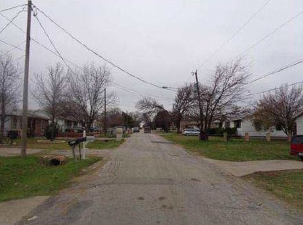 2nd image of 9119 Sedgemoor Ave