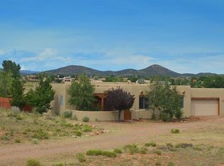 5 Cagua Rd, Santa Fe, NM 87508