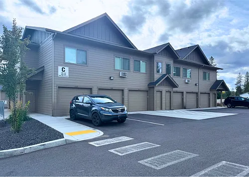 Hastings Apartments Photo 1