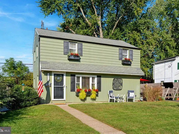 1313 Bruce Rd, Oreland, PA 19075