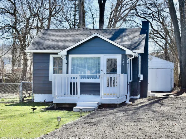 229 W Fairfield Ave, Lansing, MI 48906