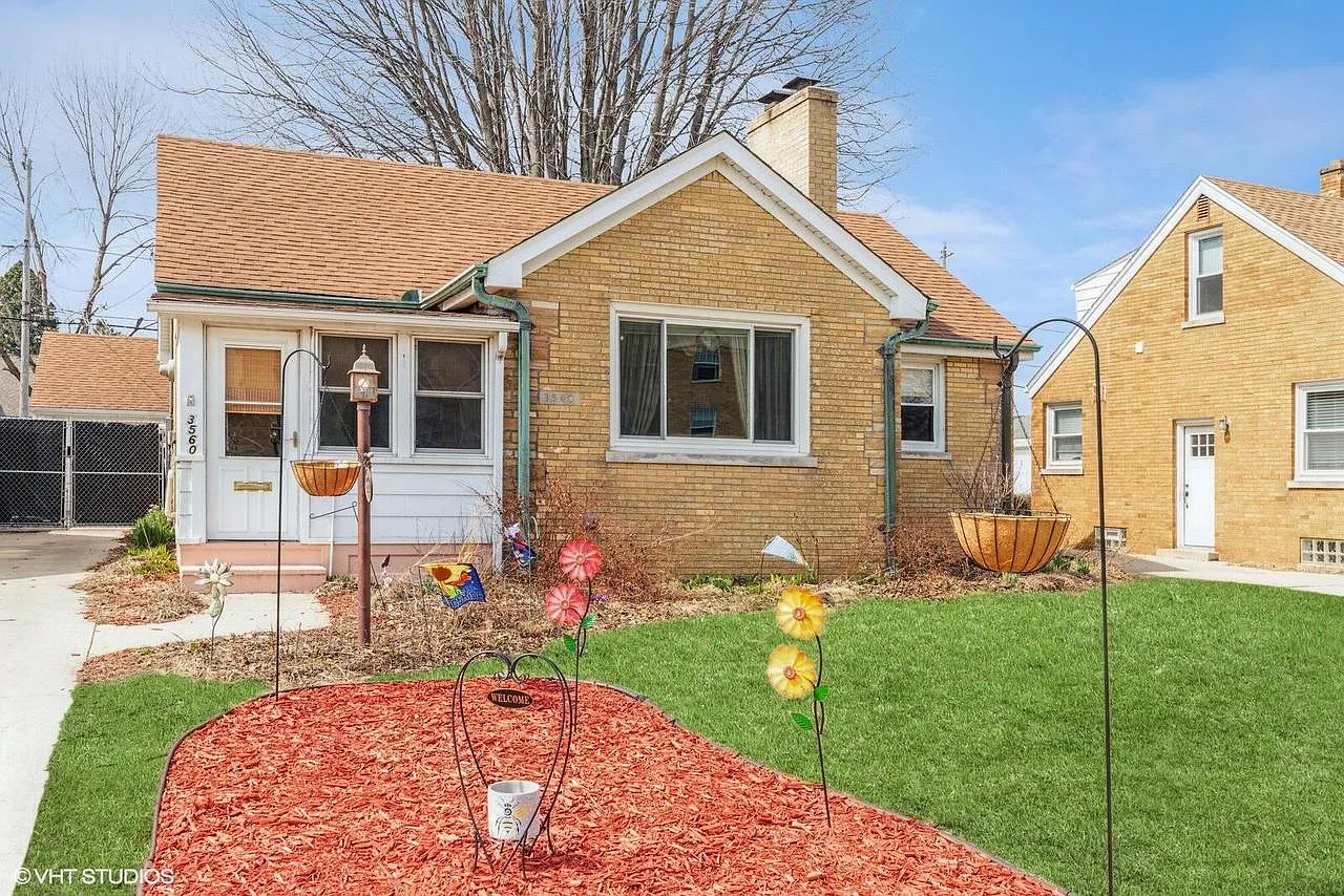 3560 Sheridan ROAD photo 1