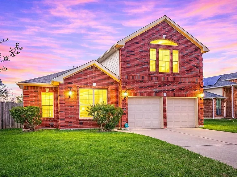 14914 W Bend Dr — Photo 38
