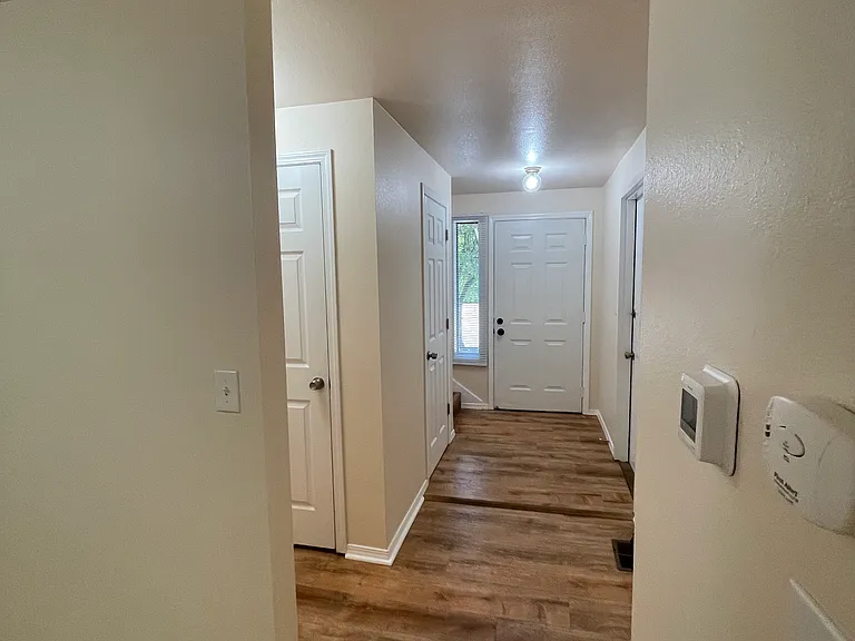 11252 NE 131st Ln — Photo 2
