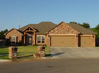 2900 Elmo Way, Moore, OK 73160