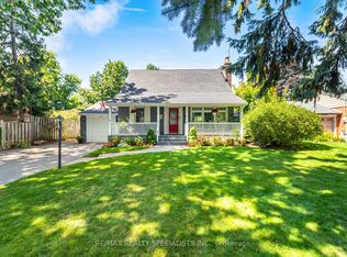 457 Selsey Dr, Mississauga, ON L5A 1B7