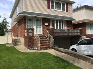 25120 Weller Ave, Rosedale, NY 11422