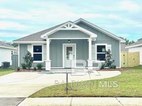 1024 S Bay St, Foley, AL 36535