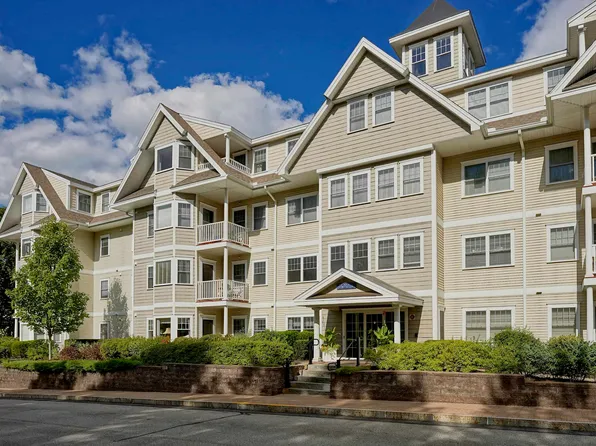 4 Sterling Hill Lane #428, Exeter, NH 03833