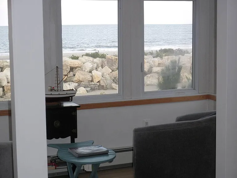 Ocean Ave — Photo 10