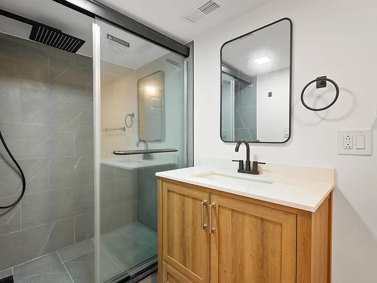 147 Clairmont Ave — Photo 31