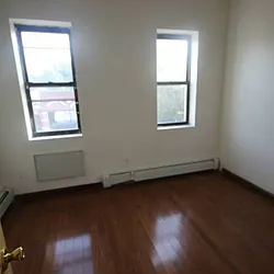Rented by Rennit Inc.