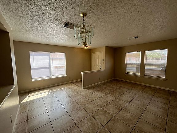 4th image of 6212 Encanto Point Dr
