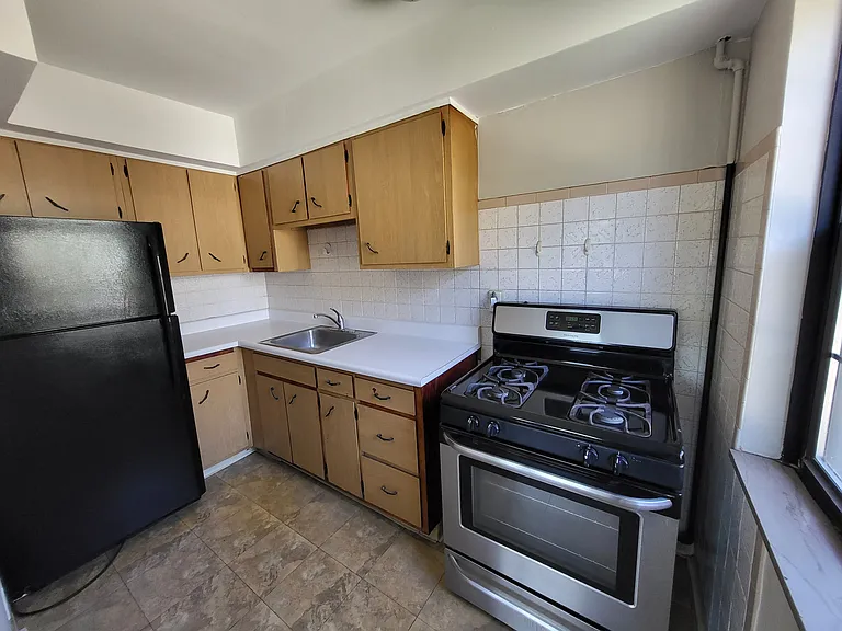 201 E Swissvale Ave #5 — Photo 9