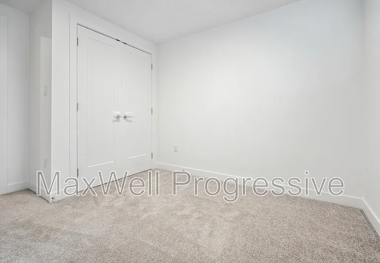 9017 93rd St NW #9005 — Photo 10
