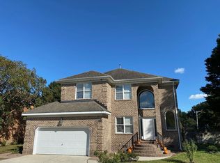 1000 Great Pine Rd, Virginia Beach, VA 23454