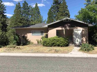 888 S Weed Blvd, Weed, CA 96094